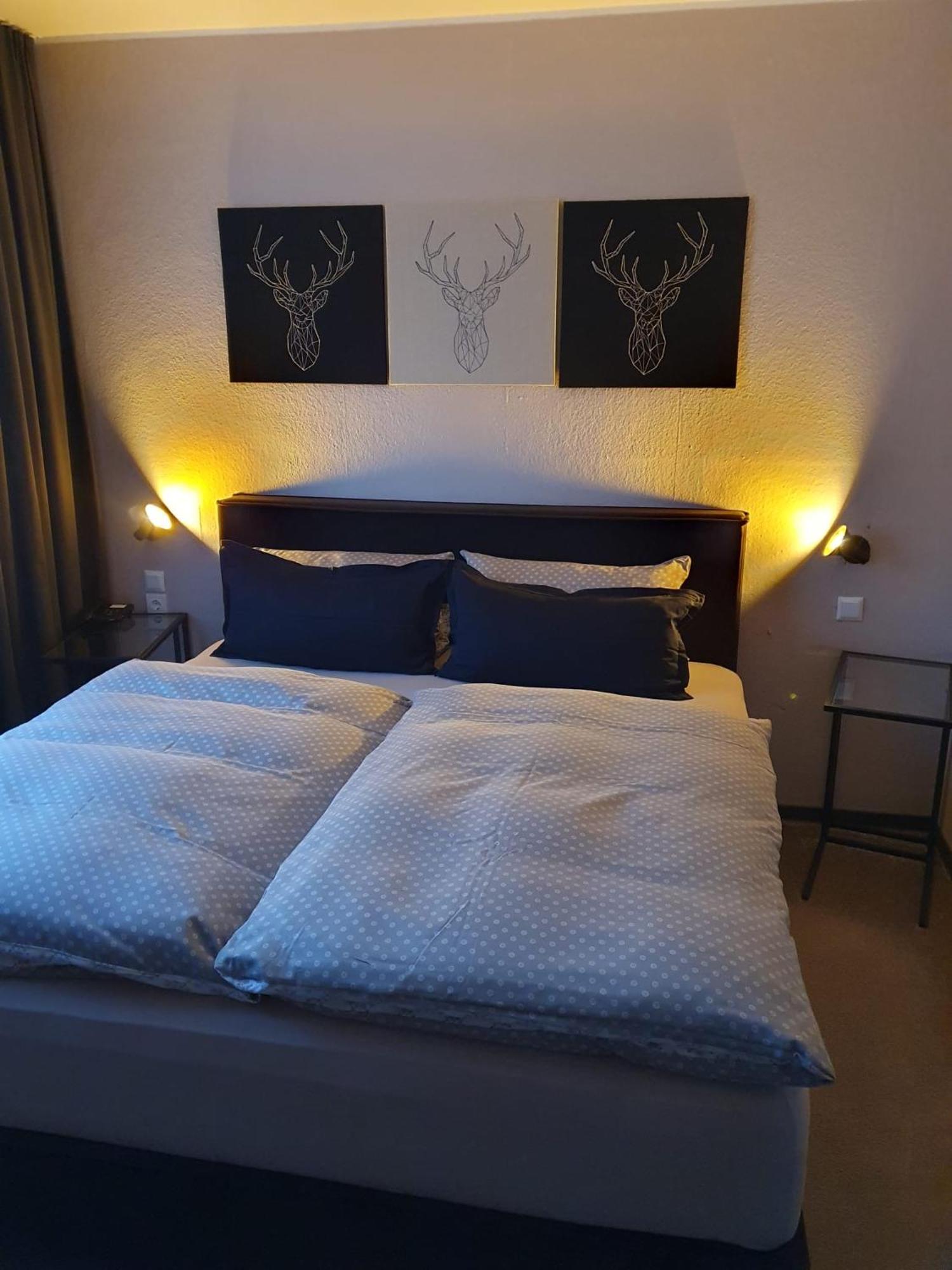 Schloss Hotel Gbr デュッセルドルフ エクステリア 写真